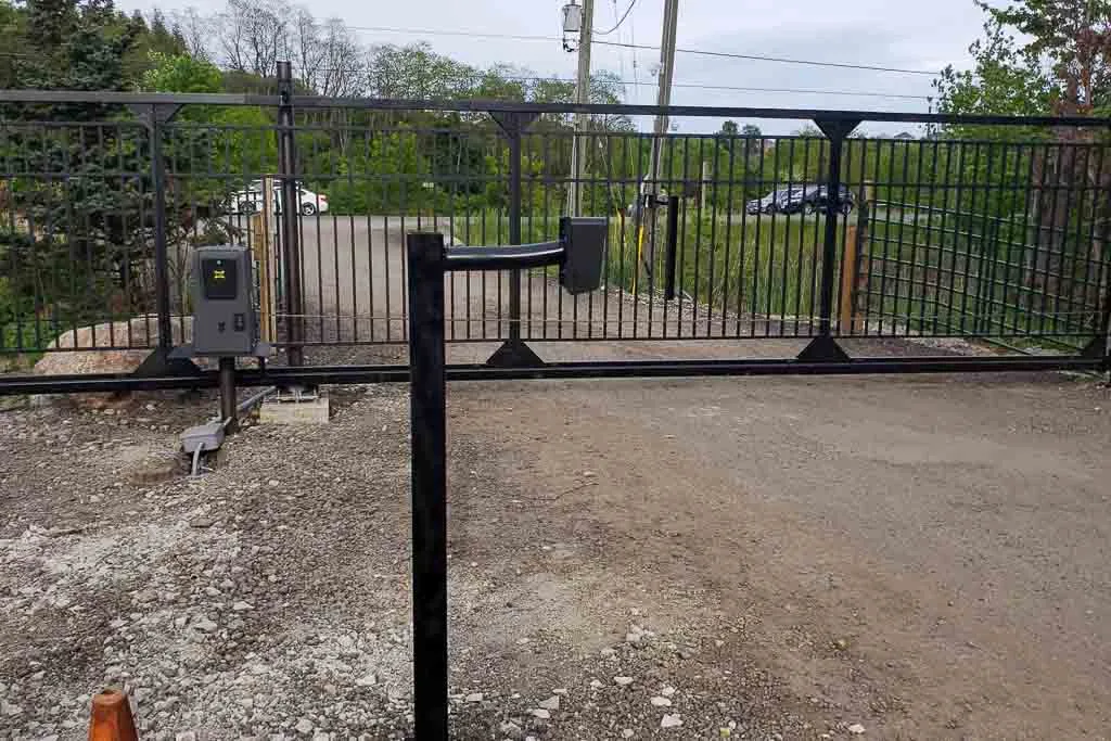 High Cycle Cantilever Quad Roller System